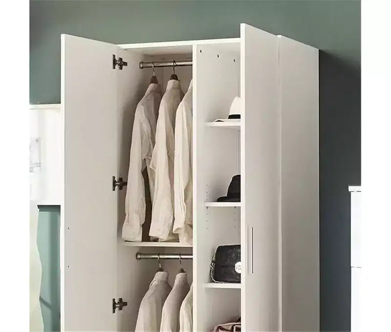 Armadio contemporaneo in legno con appendiabiti e cinque ripiani in bianco