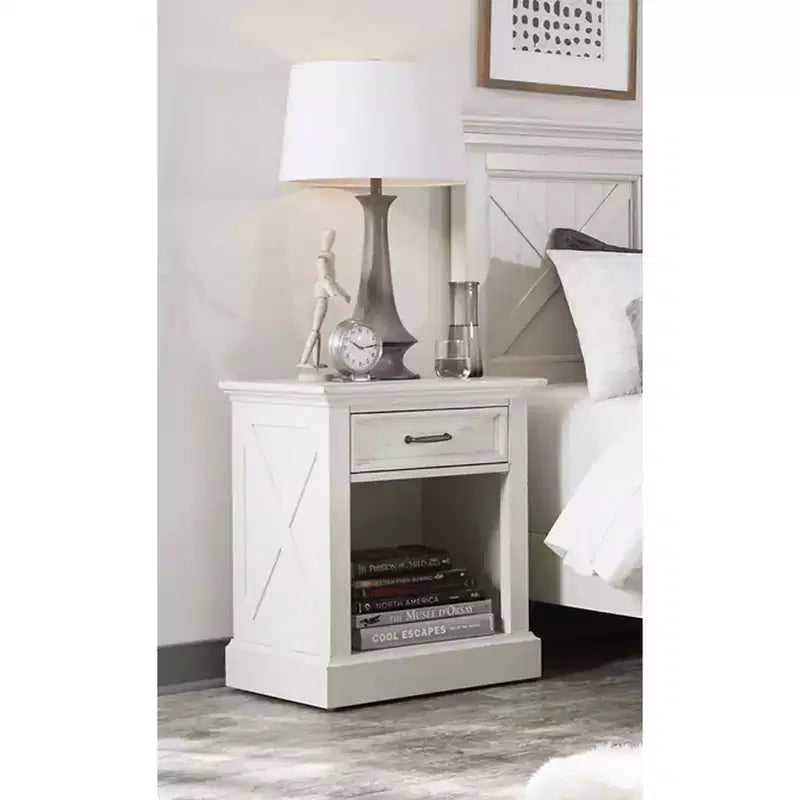 Comodino Costiero con Cassetto – Struttura in Mogano Verniciato Bianco Sporco