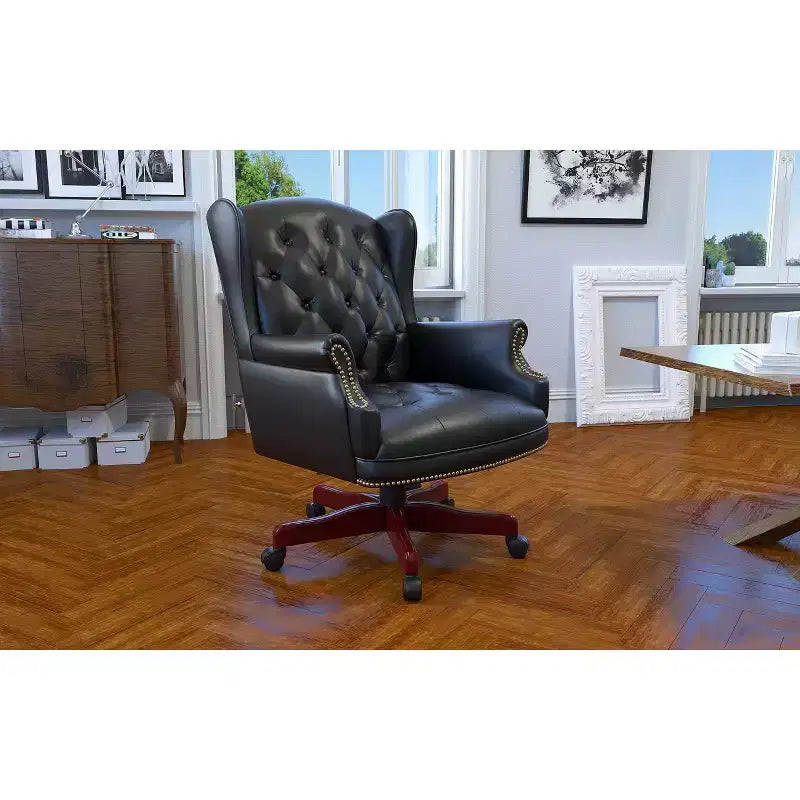 Sedia da ufficio tradizionale Wingback con altezza regolabile e base girevole