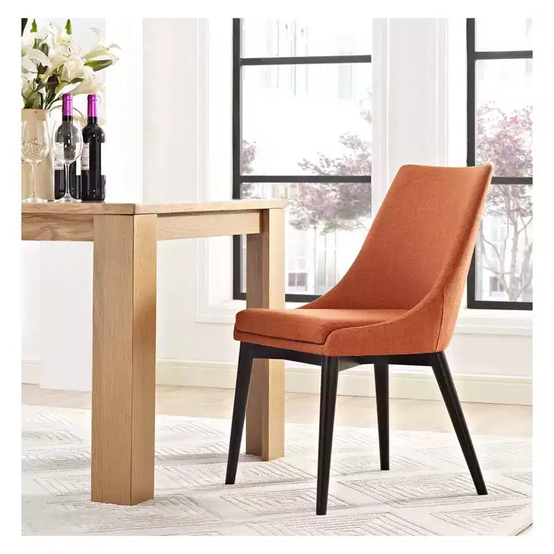 Sedia da pranzo con rivestimento in tessuto