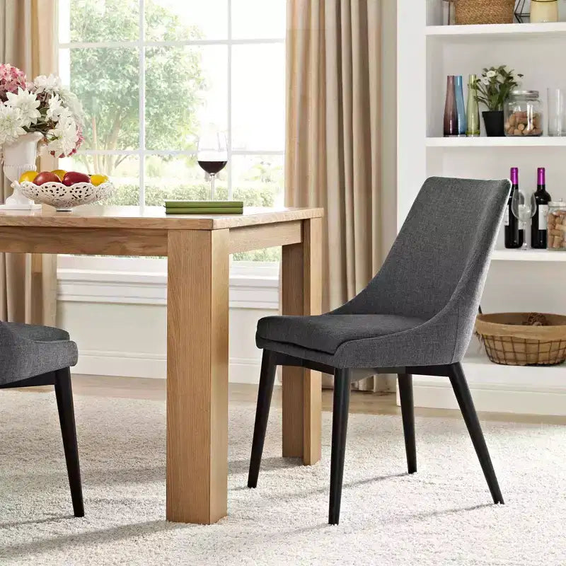 Sedia da pranzo con rivestimento in tessuto