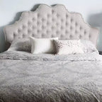 Testiera imbottita con bottoni decorativi – Beige